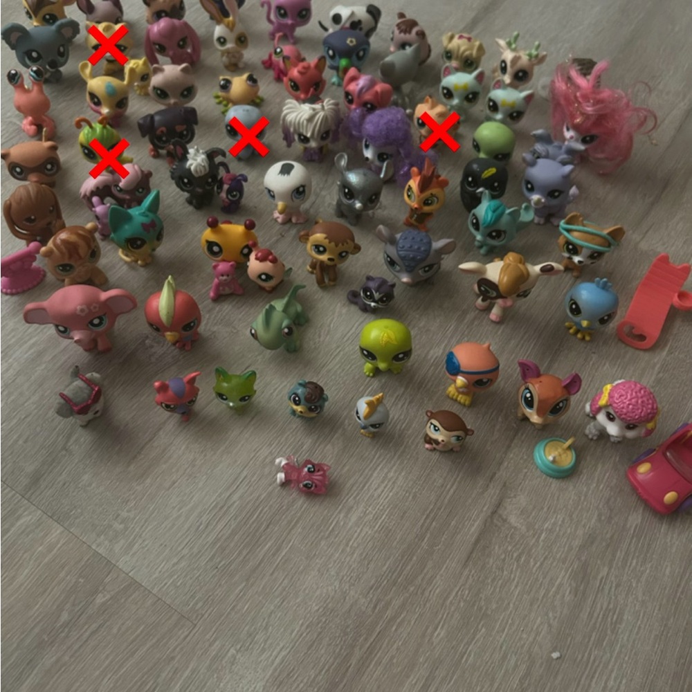 Littlest Pet Shop Lot *read description *